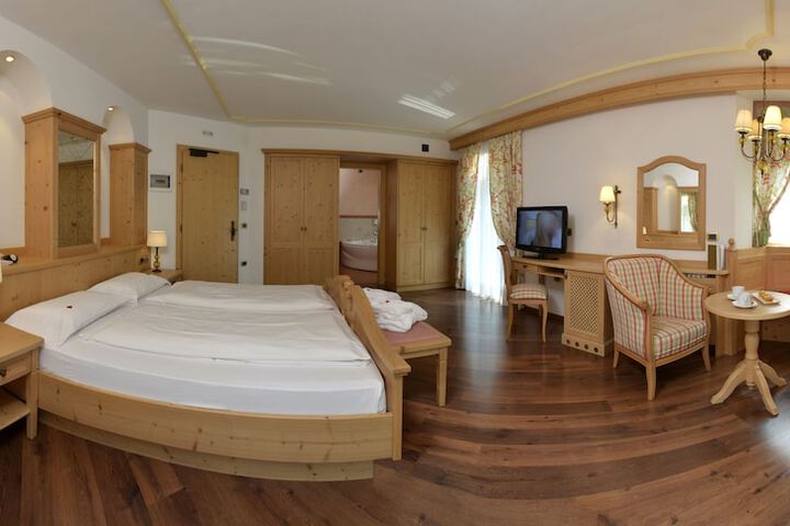 Room 7 of 55