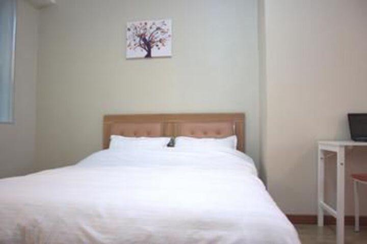 Room 26 of 57
