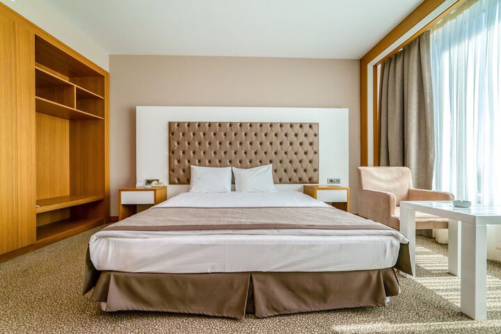 Room 14 of 46