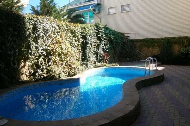Pool 17 of 19