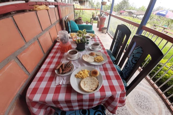 Breakfast/Coffee Service 13 of 20