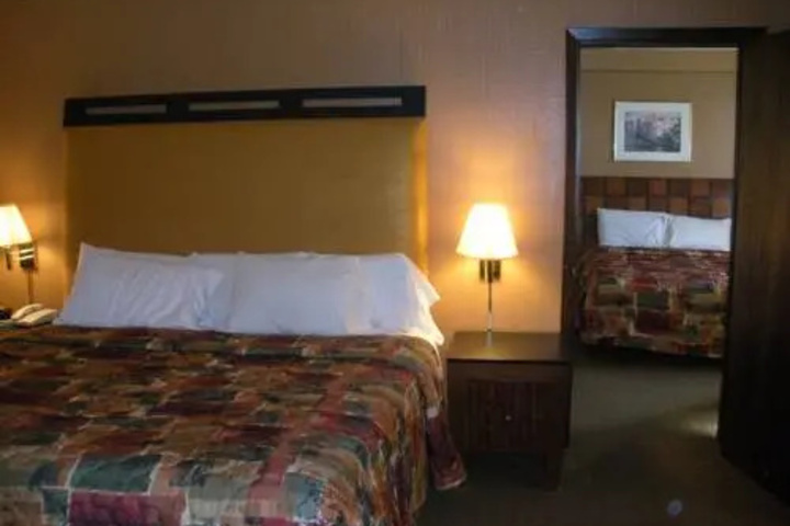 Room 3 of 12