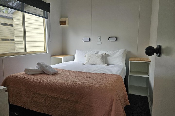 Room 33 of 95