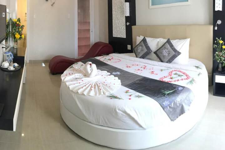 Room 25 of 59