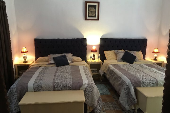 Room 12 of 106