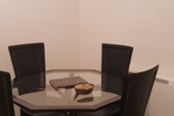 Dining 4 of 38