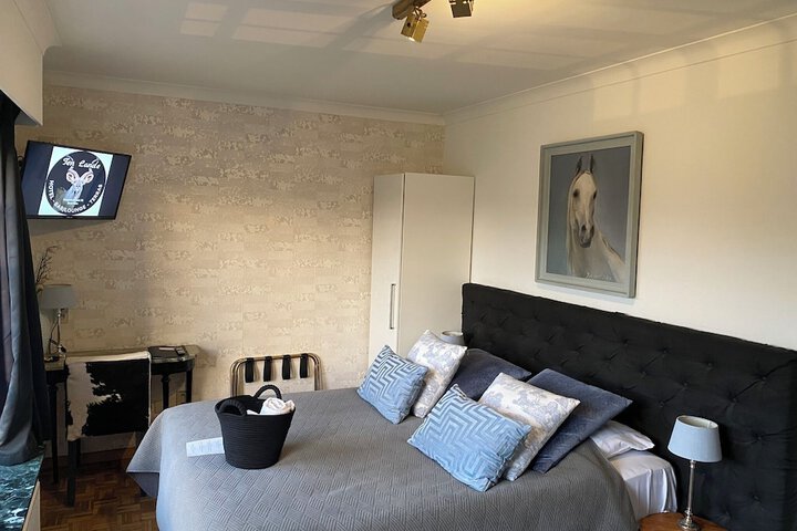 Room 17 of 43