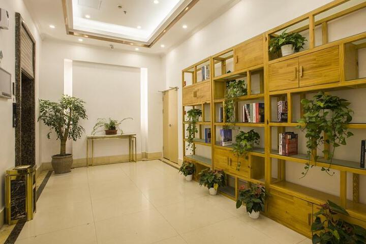 Lobby Entry