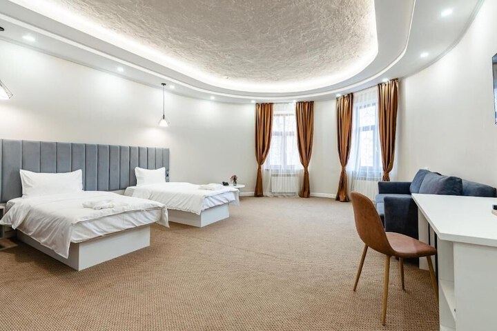 Room 6 of 41