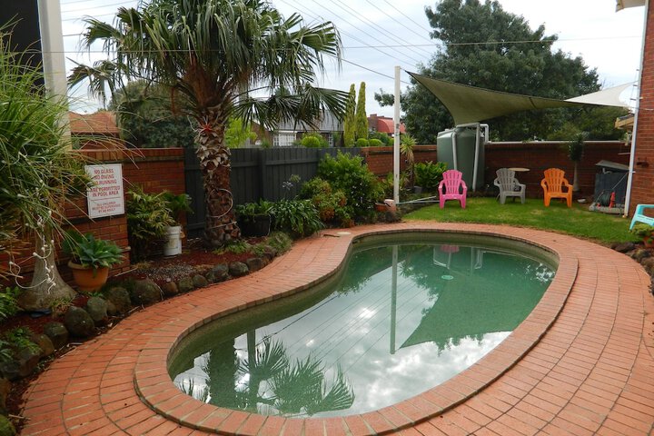 Pool 37 of 43