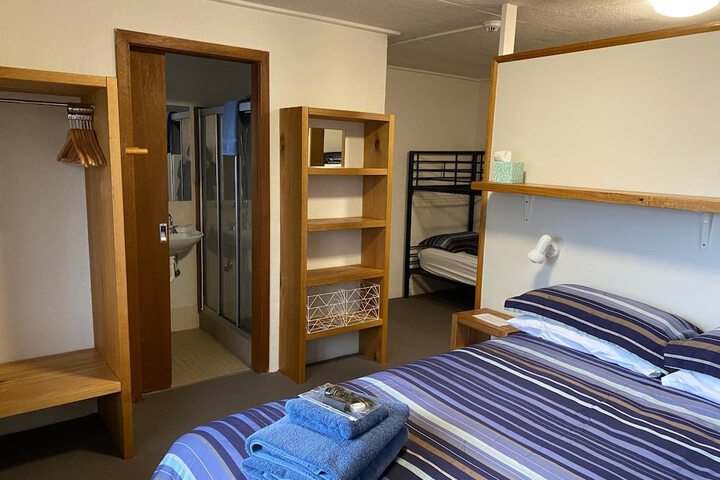 Room 11 of 44