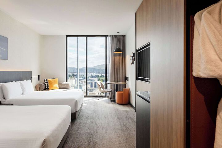 Room 51 of 97
