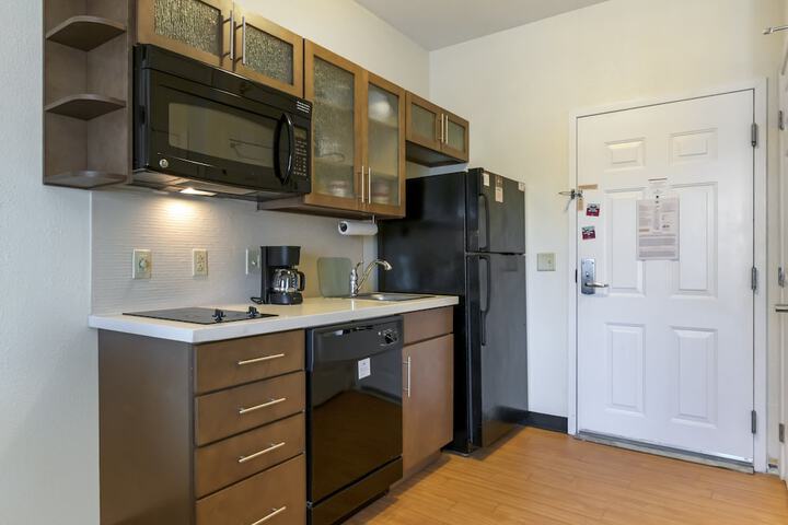 2 Double Bed Studio Suite (3 of 8)