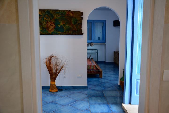 Room 21 of 43