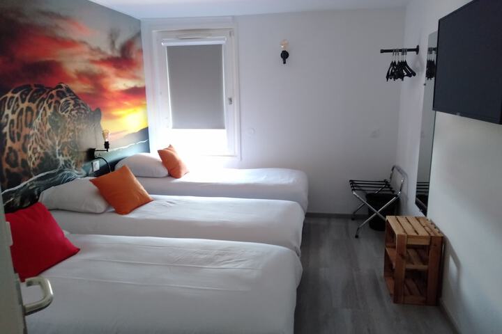 Room 20 of 29