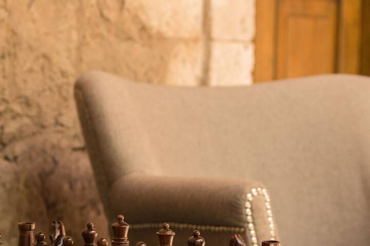 Guest Lobby