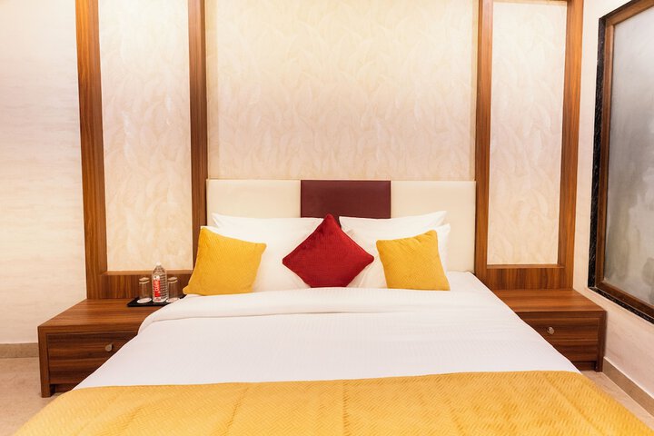 Room 14 of 73