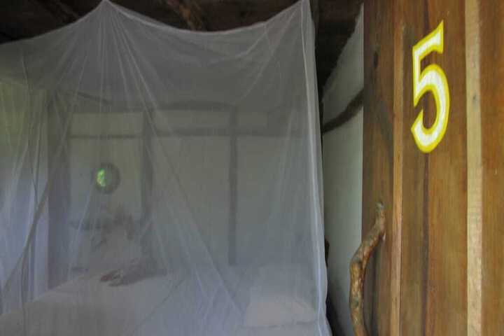 Room 5 of 28