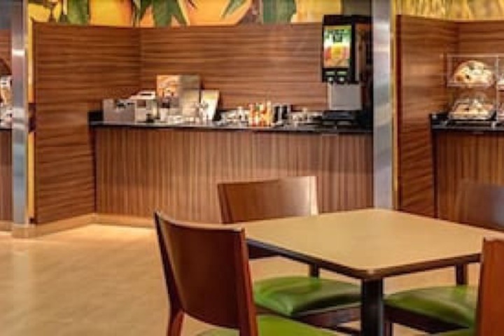 Breakfast/Coffee Service 26 of 33