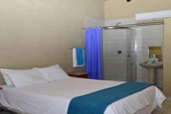 Room 12 of 40