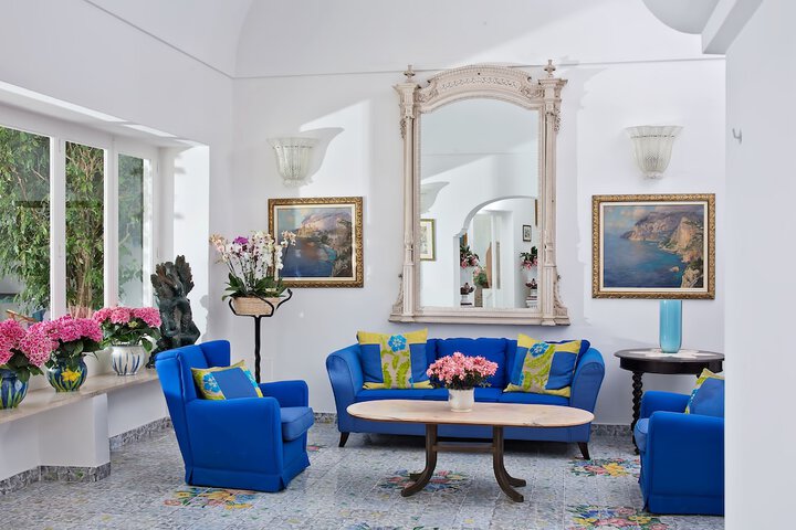 Lobby Photos