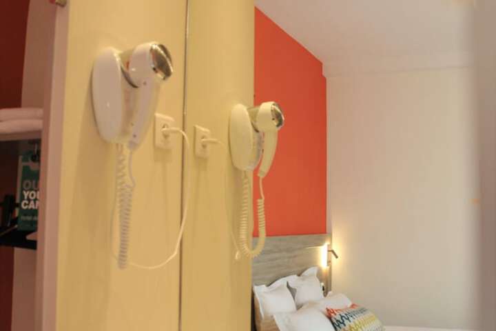 Room 53 of 88