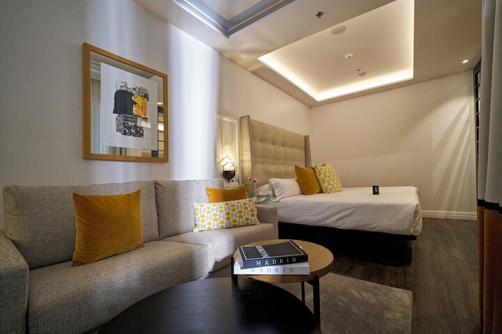 Room 45 of 117
