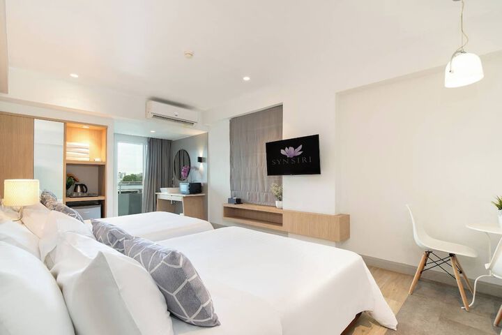 Room 15 of 64