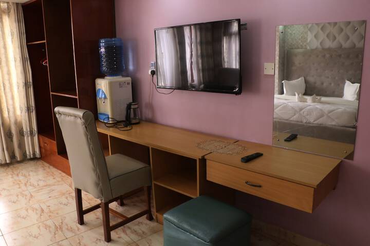 Room 21 of 26