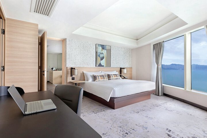Room 8 of 54