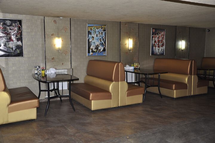 Lounge 39 of 40
