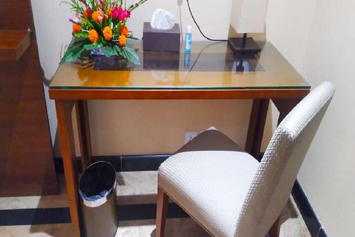 Room 5 of 35
