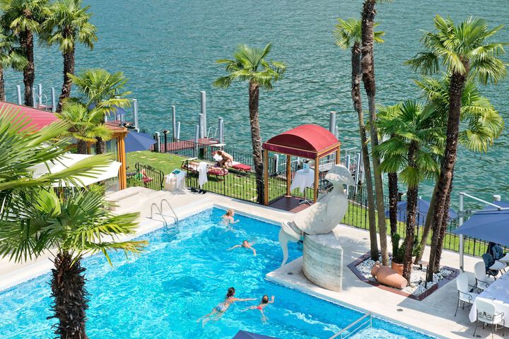 Pool 52 of 106