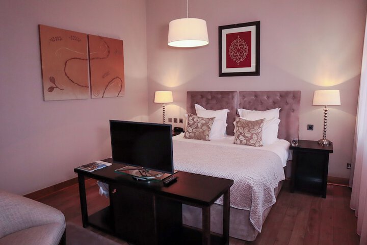 Room 9 of 70