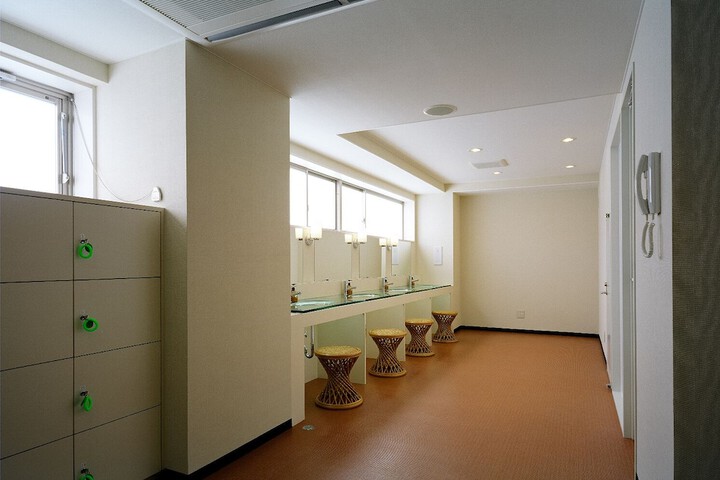 Room 30 of 36