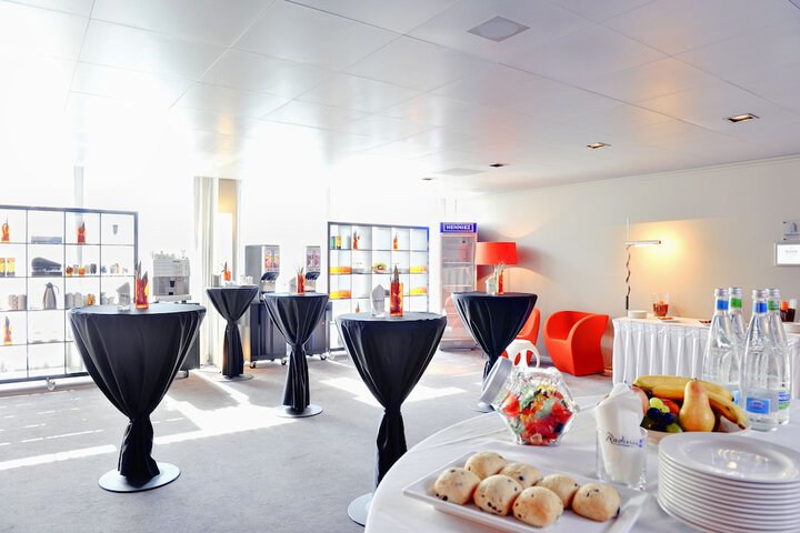 Hotel Interior 209 of 289