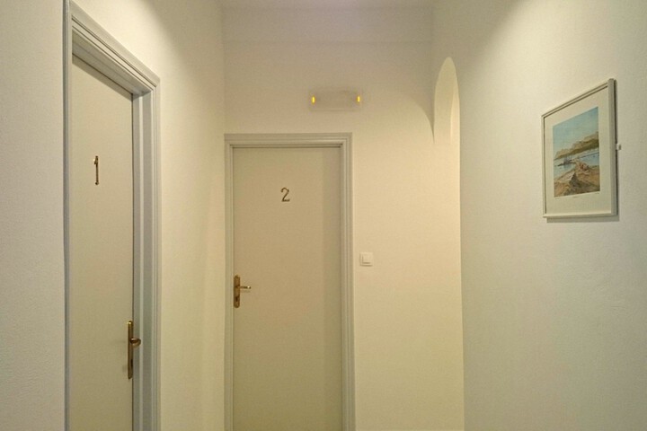 Ballroom/Hall 23 of 33