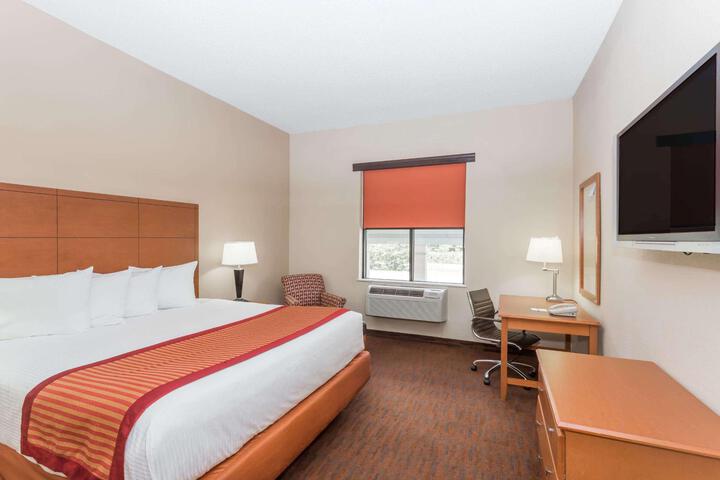 1 King Bed Mobility Accessible (2 of 10)