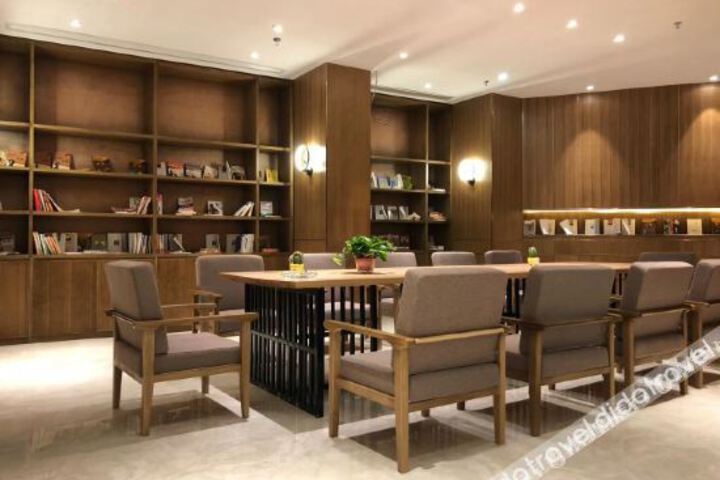 Hotel Interior 6 of 16