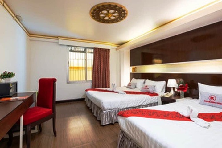 Room 7 of 23