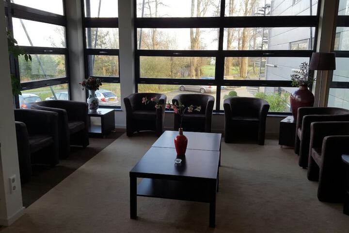 Business Center 45 of 46