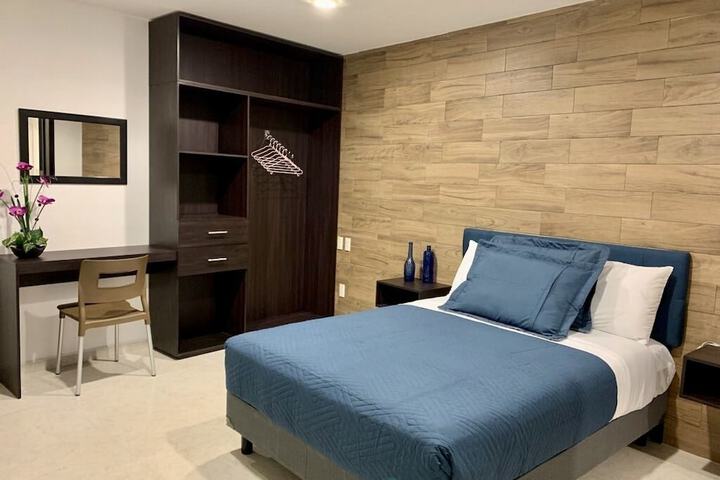 Room 2 of 31