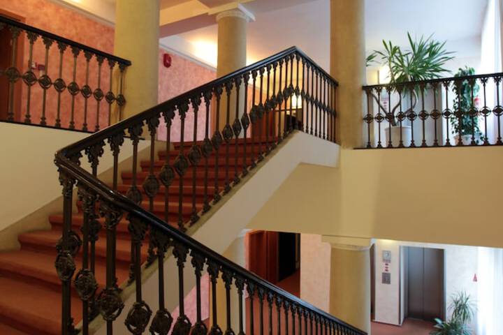 Ballroom/Hall 52 of 56
