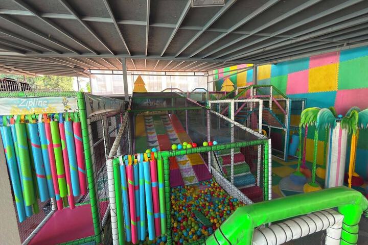 Children's play area - indoor