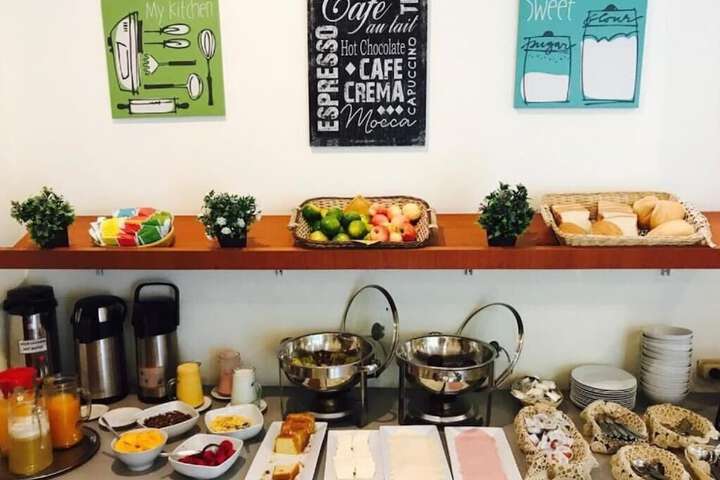 Breakfast/Coffee Service 231 of 284