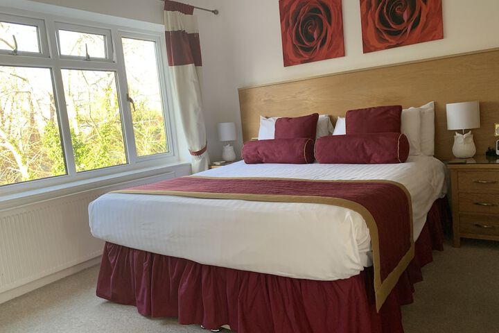 Room 18 of 80