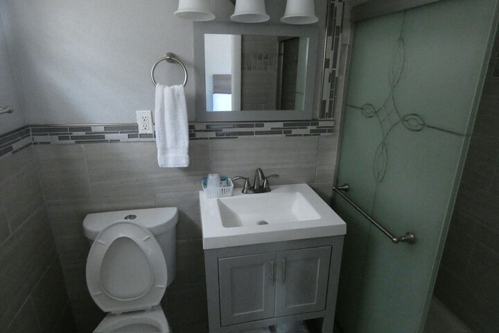 Room 43 of 59