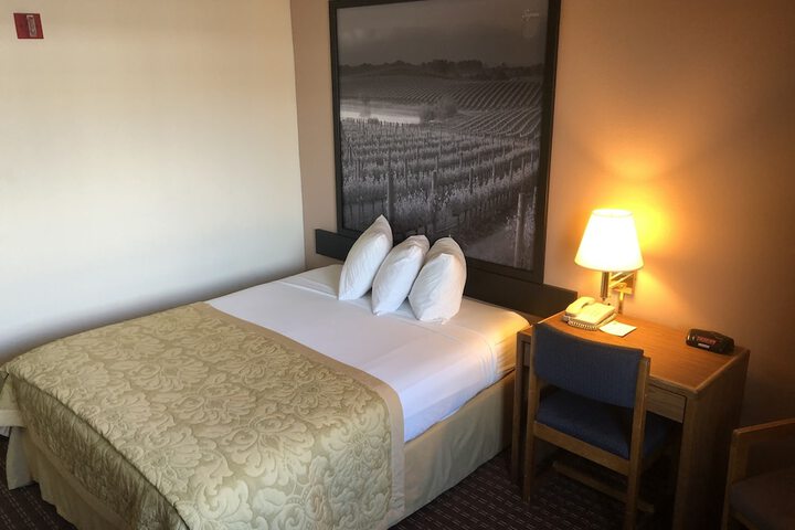 Room 12 of 52