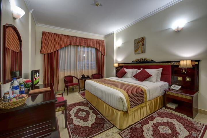Room 9 of 47