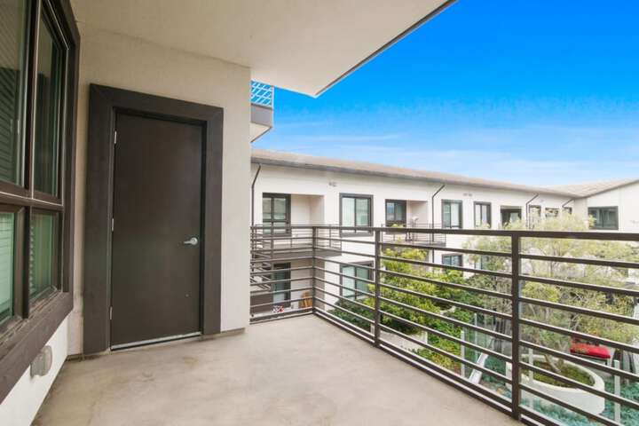 Terrace/Patio 22 of 43